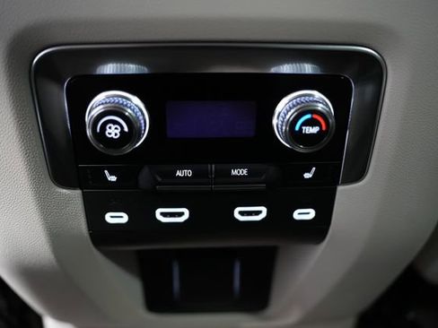 Used 2023 GMC Yukon XL Denali image 20