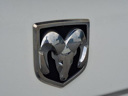 Used 2018 RAM 1500 Big Horn AWD/4WD image 30