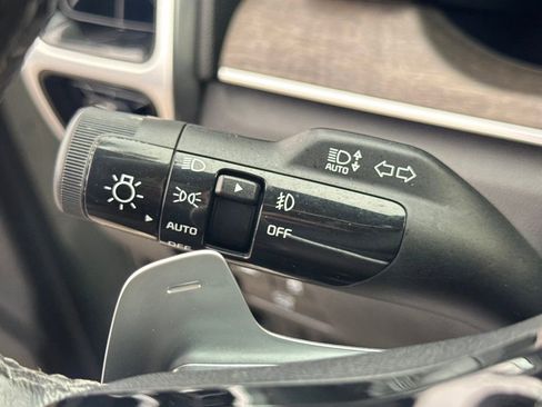 Used 2022 Kia Sorento SX Prestige image 38