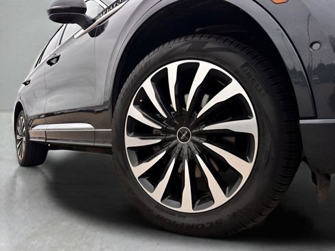 Used 2023 Lincoln Aviator Black Label Grand Touring AWD/4WD image 32