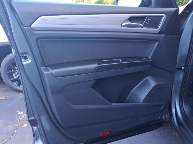 Used 2019 Volkswagen Atlas S w/ Towing Package AWD/4WD image 24
