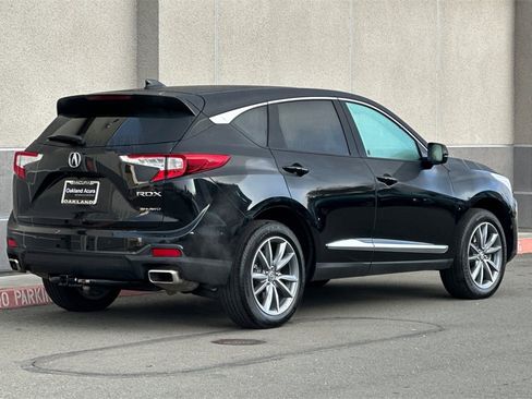 Certified 2024 Acura RDX w/ Technology Package image 5