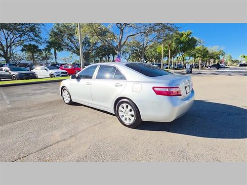 Used 2009 Toyota Camry image 40