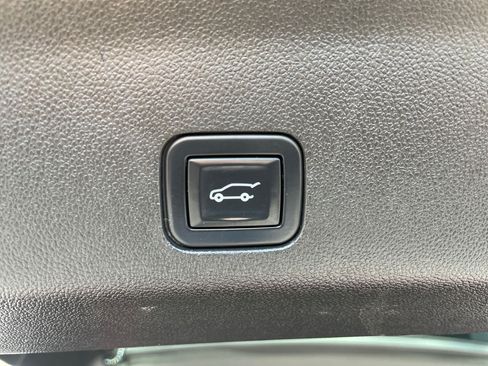 Used 2021 Chevrolet Tahoe LT AWD/4WD image 15