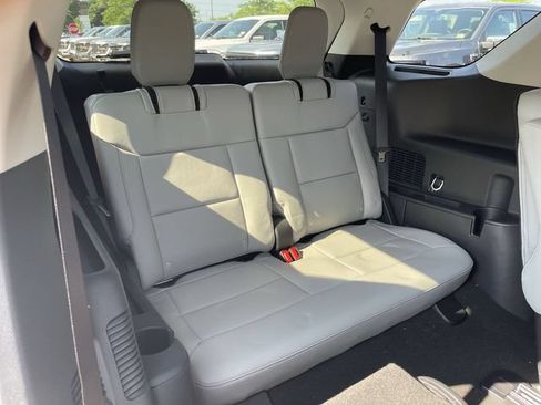 New 2026 Ford Explorer Active w/ Active Comfort Package AWD/4WD image 23