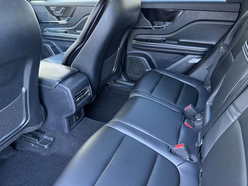 Certified 2022 Lincoln Corsair FWD image 12