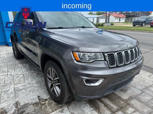 Used 2020 Jeep Grand Cherokee Laredo w/ Laredo X Package RWD image 5
