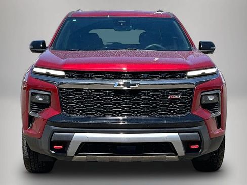 Certified 2025 Chevrolet Traverse Z71 w/ Enhanced Driving Package AWD/4WD image 2