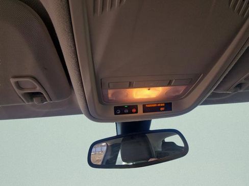 Used 2017 Chevrolet Cruze Premier w/ Enhanced Convenience Package image 33