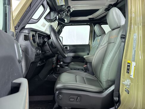New 2026 Jeep Gladiator Mojave AWD/4WD image 5
