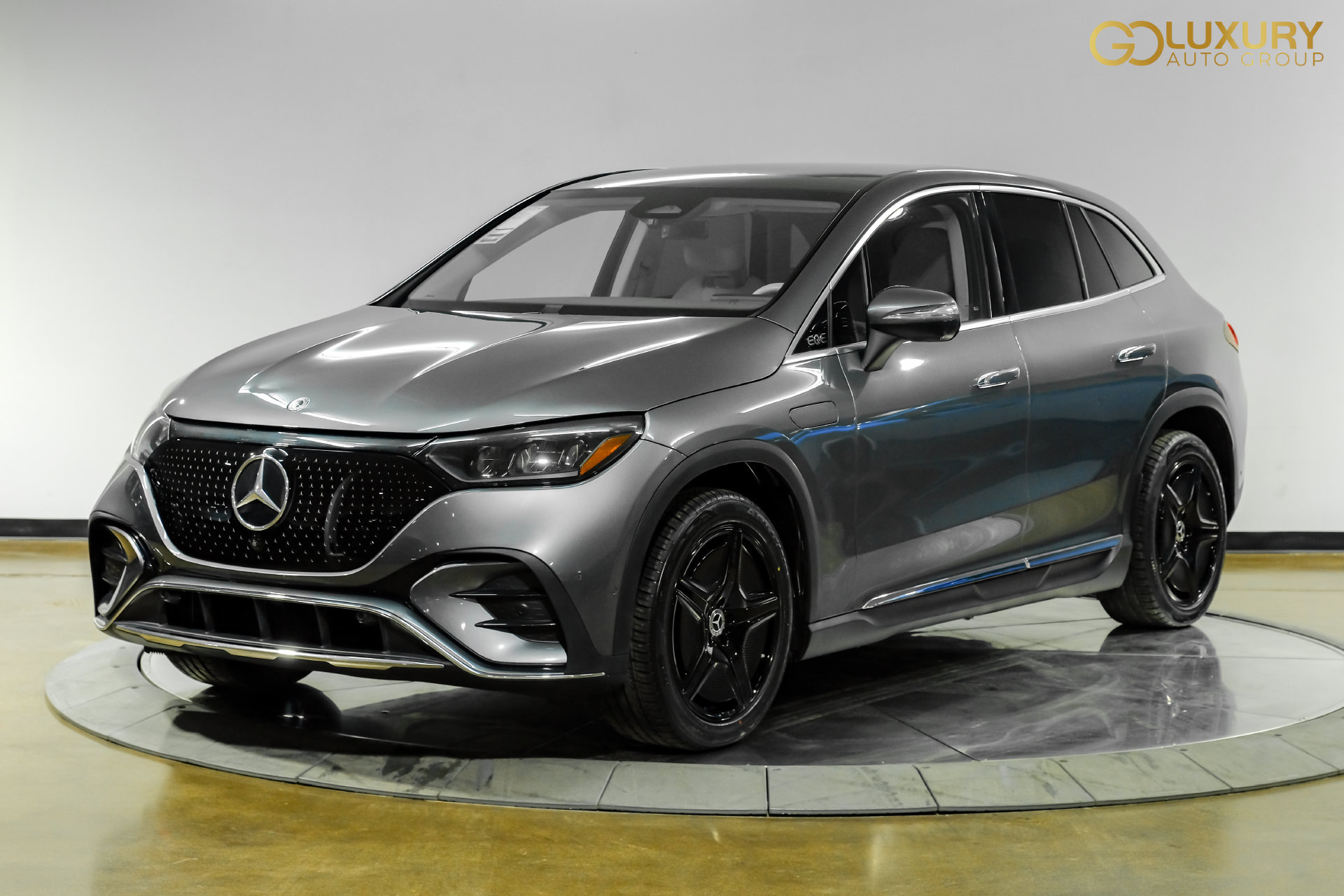 Used 2023 Mercedes-Benz EQE 350+ SUV w/ AMG Line Exterior Package image 8