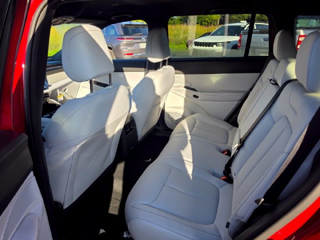 New 2026 Jeep Cherokee Limited AWD/4WD image 10