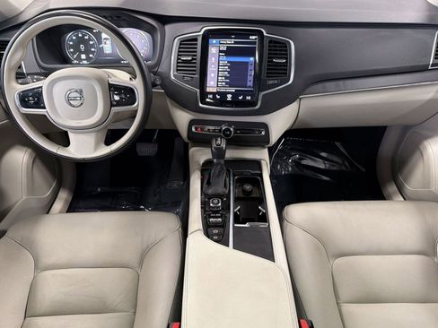 Used 2020 Volvo XC90 T5 Momentum AWD/4WD image 25