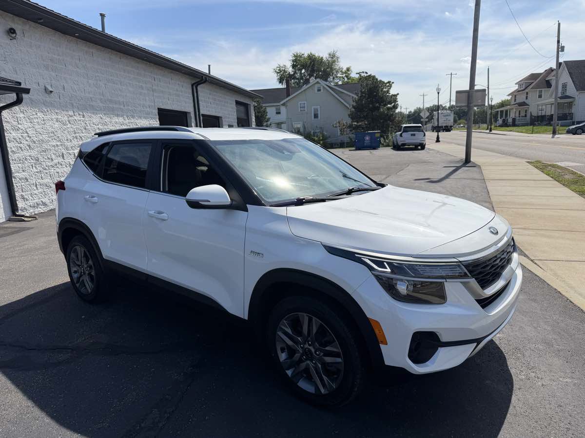 Used 2021 Kia Seltos S AWD/4WD image 6