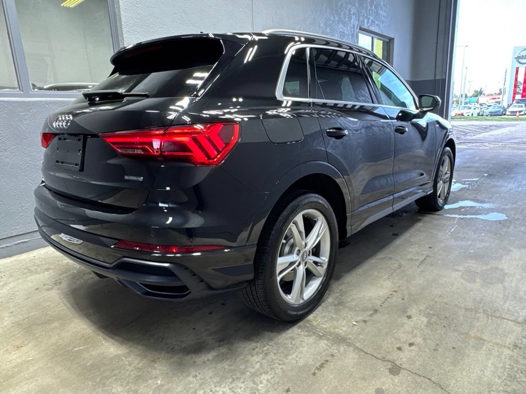 Used 2020 Audi Q3 2.0T Prestige w/ Prestige Package AWD/4WD image 31