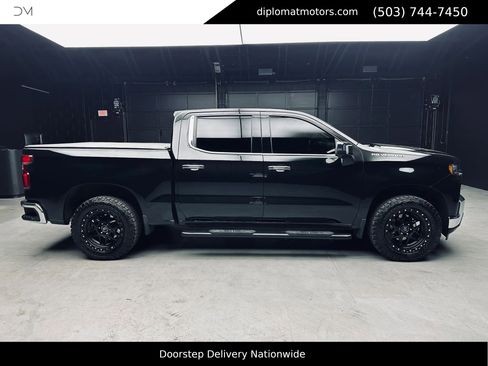 Used 2021 Chevrolet Silverado 1500 LTZ AWD/4WD image 8