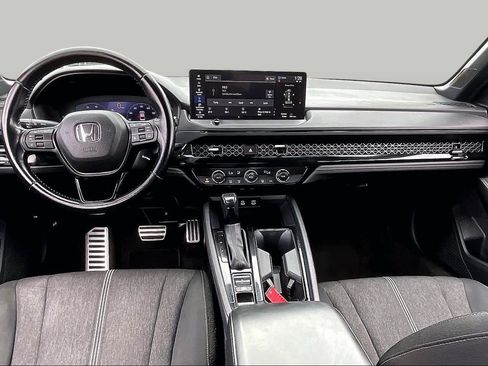 Used 2024 Honda Accord Sport image 14