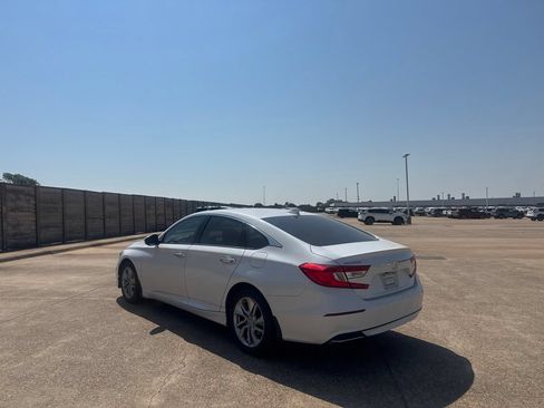 Used 2019 Honda Accord LX image 15