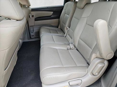 Used 2015 Honda Odyssey EX-L image 16