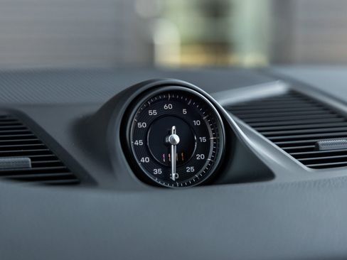 Certified 2026 Porsche Cayenne Coupe image 31