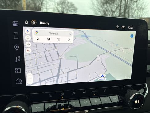 Used 2025 Chevrolet Colorado Z71 w/ Midnight Edition image 20