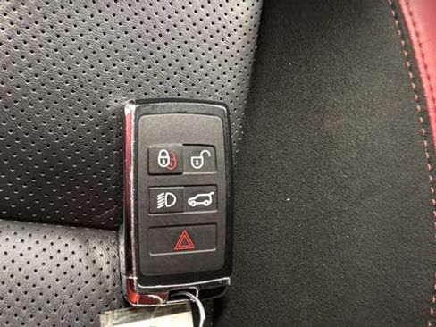 Used 2022 Land Rover Range Rover Sport HST AWD/4WD image 41