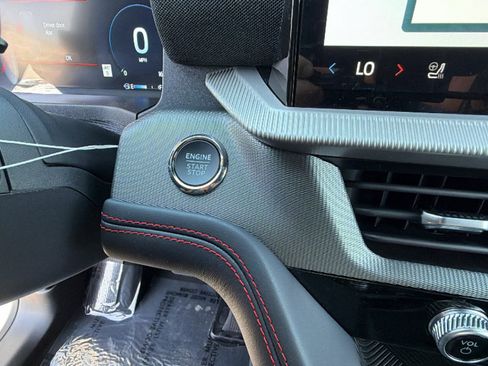 New 2026 Ford Explorer ST-Line w/ ST-Line Street Pack image 17