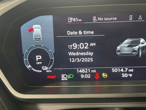 Used 2022 Audi Q4 e-tron Prestige image 18