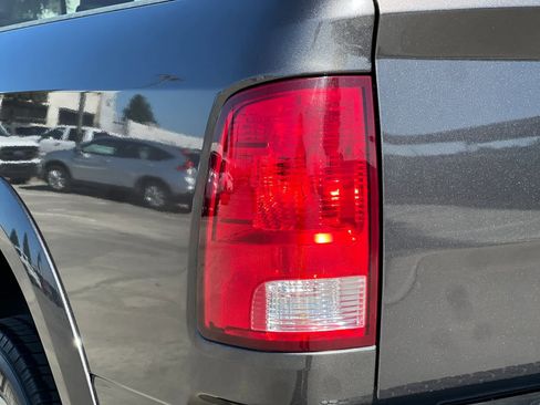 Used 2018 RAM 3500 Lone Star w/ Sport Appearance Group image 26