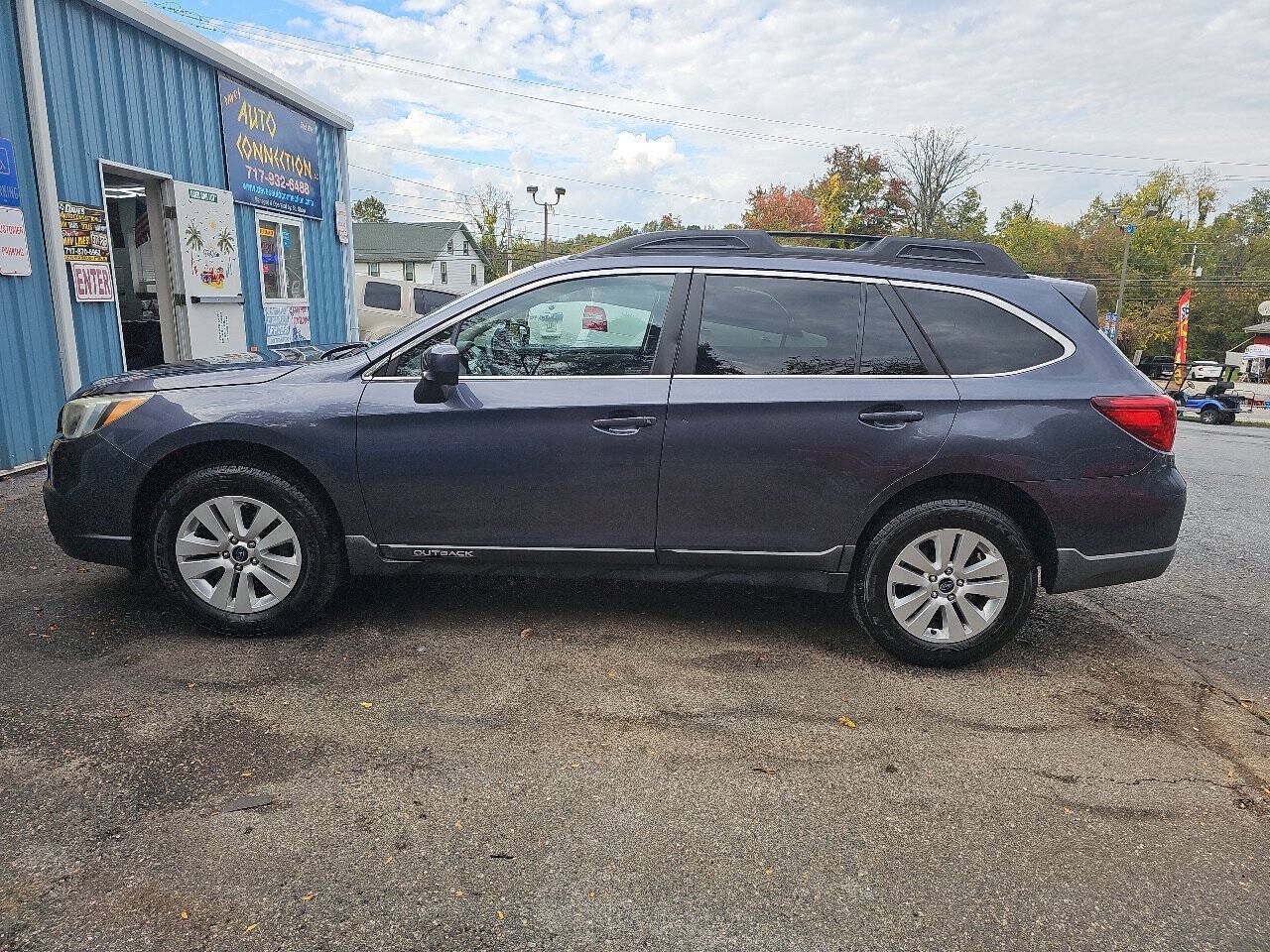 Used 2016 Subaru Outback 2.5i Premium AWD/4WD image 9