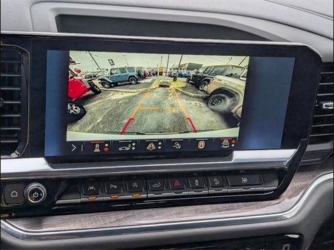 Used 2024 Chevrolet Silverado 1500 LTZ image 12