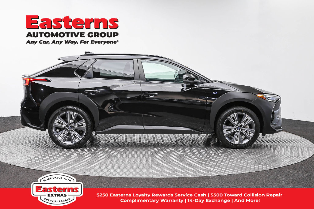 Used 2023 Subaru Solterra AWD image 5