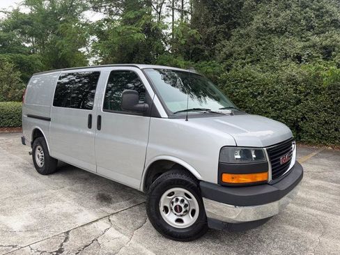 Used 2023 GMC Savana 2500 w/ Driver Convenience Package RWD image 16