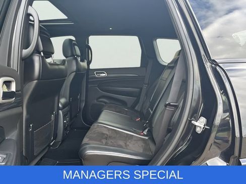 Used 2020 Jeep Grand Cherokee Altitude AWD/4WD image 32
