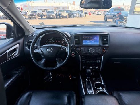 Used 2014 Nissan Pathfinder Platinum w/ Platinum Premium Package AWD/4WD image 10