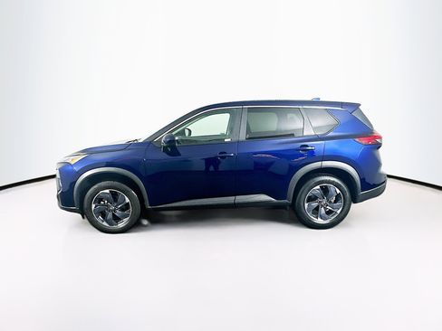 Used 2024 Nissan Rogue SV FWD image 4