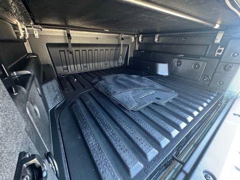 Used 2025 Hyundai Santa Cruz SEL image 33