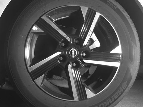 Used 2025 Nissan Sentra SV FWD image 14