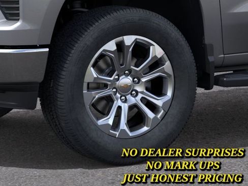 New 2026 Chevrolet Silverado 1500 LTZ w/ LTZ Premium Texas Edition RWD image 9