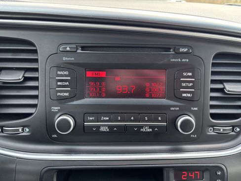 Used 2015 Kia Optima LX image 18