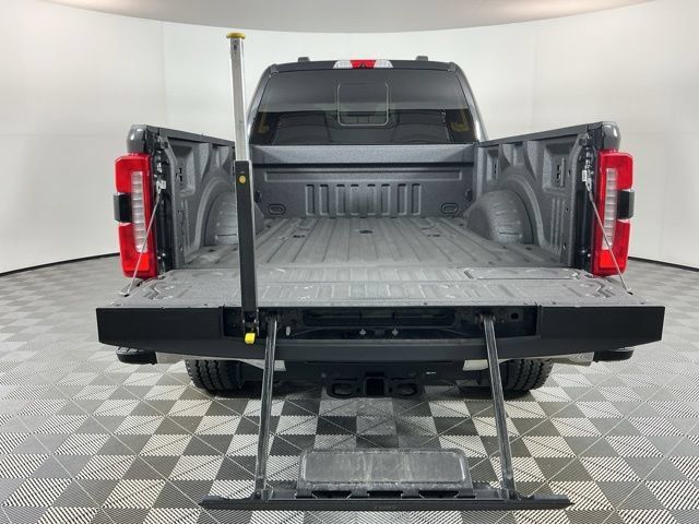 Certified 2024 Ford F350 Lariat AWD/4WD image 8