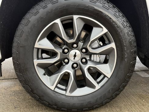 Used 2024 Chevrolet Silverado 1500 RST w/ Convenience Package II image 12