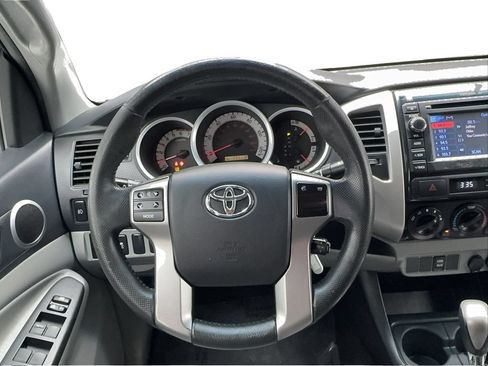 Used 2013 Toyota Tacoma PreRunner w/ TRD Off-Road Pkg RWD image 34