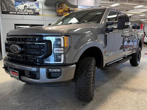 Used 2021 Ford F250 Lariat w/ Tremor Off-Road Package AWD/4WD image 3