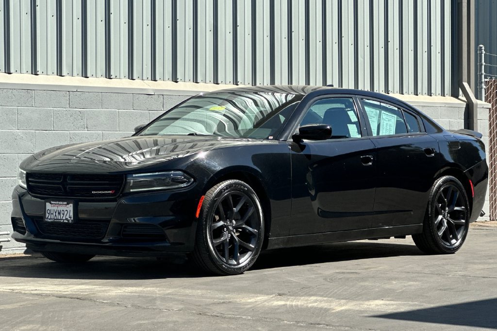 Used 2023 Dodge Charger SXT w/ Blacktop Package RWD image 8