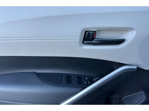 New 2026 Toyota Corolla Cross L image 10