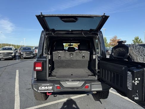 Used 2021 Jeep Wrangler Unlimited Rubicon w/ Cold Weather Group image 7