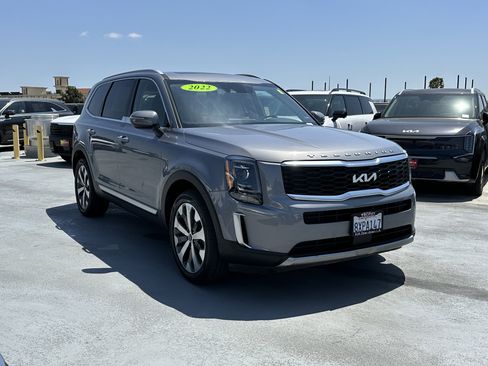 Certified 2022 Kia Telluride S FWD image 10