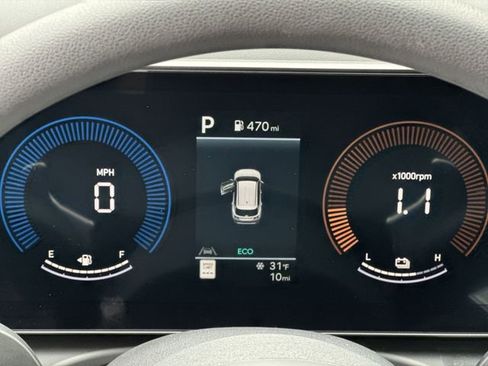 New 2026 Hyundai Tucson Blue SE image 27