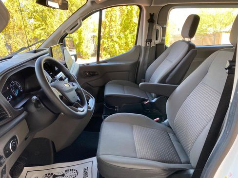 Used 2024 Ford Transit 350 XLT RWD image 27